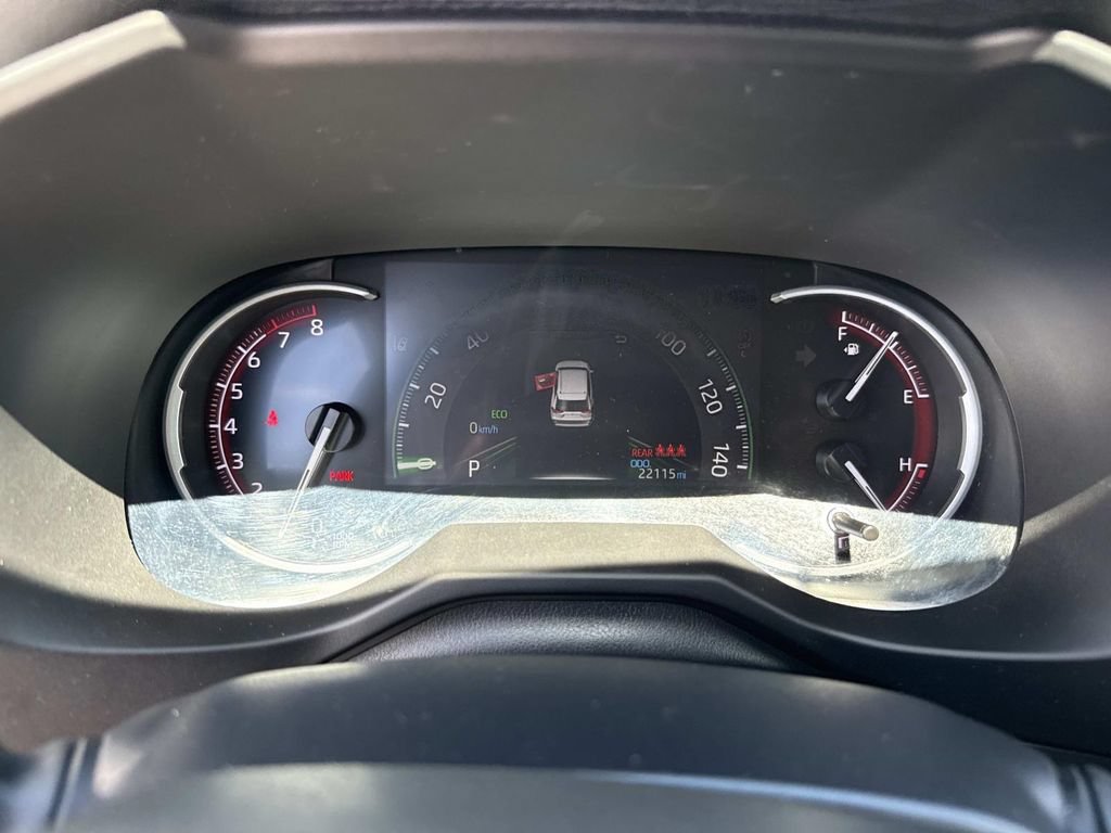 Used 2024 Toyota RAV4 LE FWD image 34