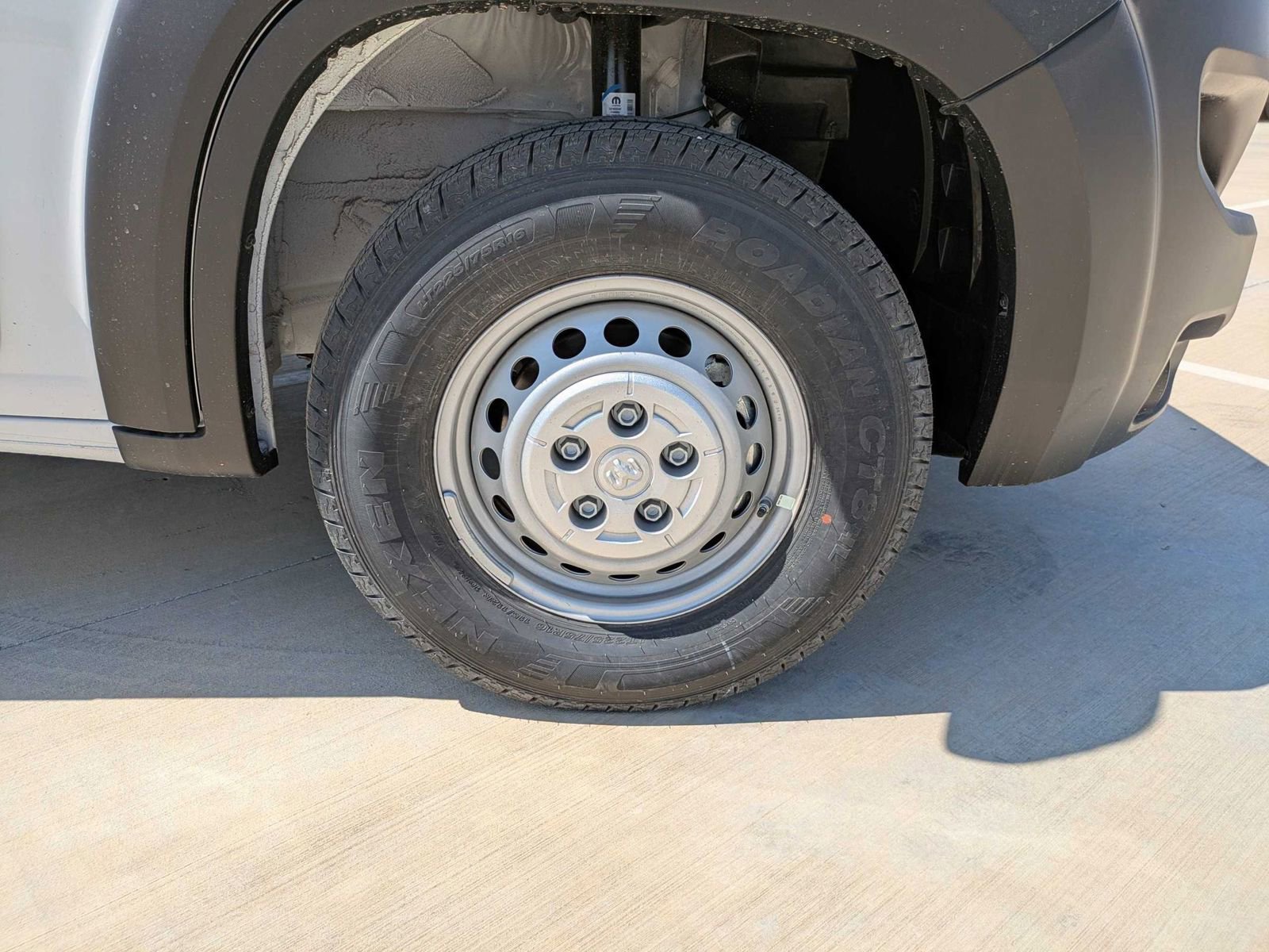 New 2025 RAM ProMaster 2500 w/ Power Group image 18