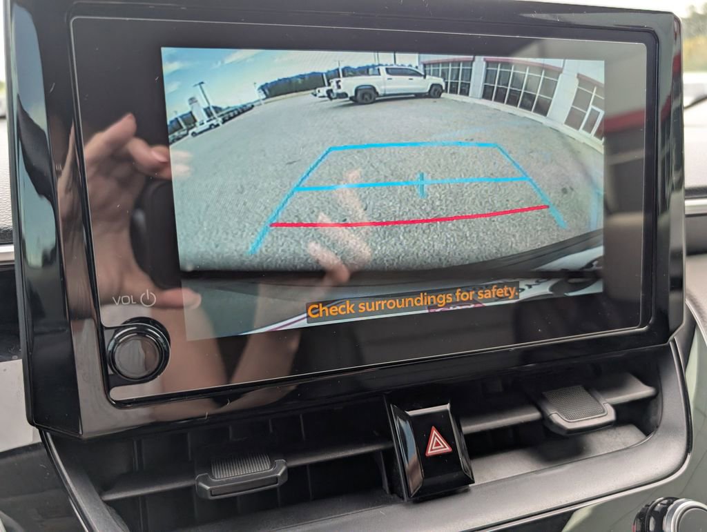 Used 2025 Toyota Corolla Cross L image 14