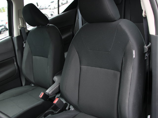 Certified 2025 Nissan Kicks Play S FWD image 5