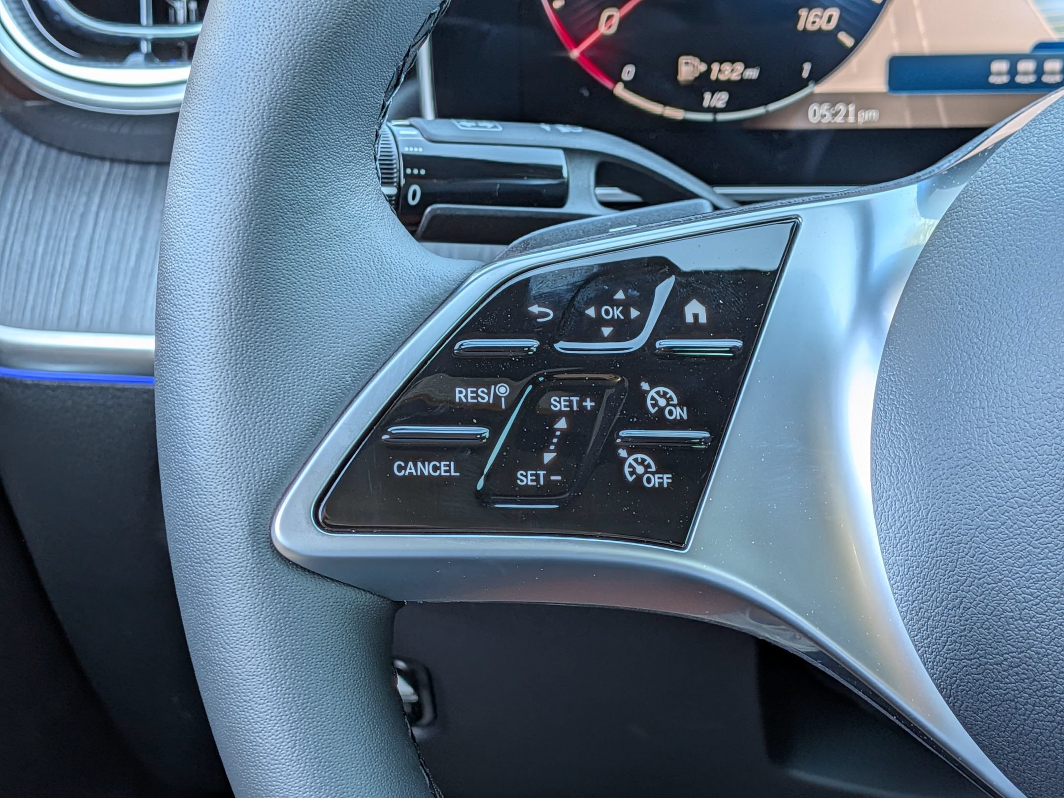 New 2026 Mercedes-Benz C 300 4MATIC Sedan image 19