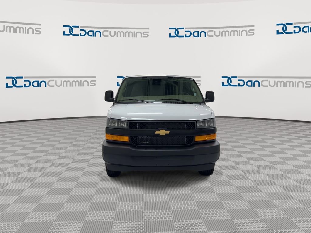 New 2026 Chevrolet Express 2500 w/ Driver Convenience Package image 3