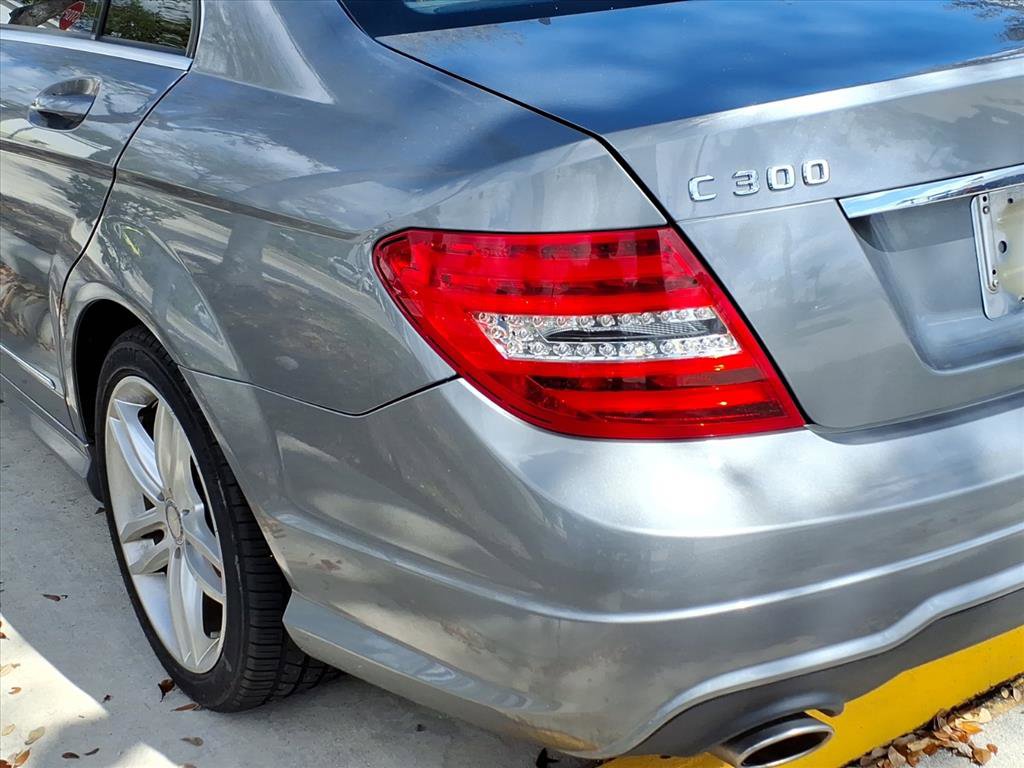 Used 2013 Mercedes-Benz C 300 4MATIC Sedan image 13