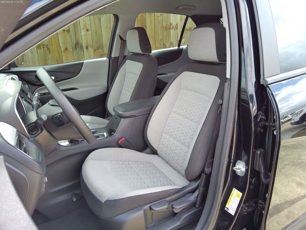 Used 2023 Chevrolet Equinox LS FWD image 13