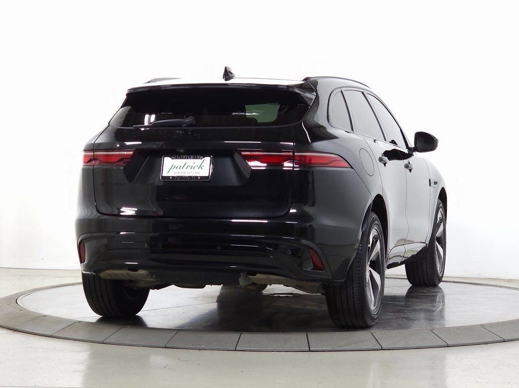 Used 2023 Jaguar F-PACE S image 8