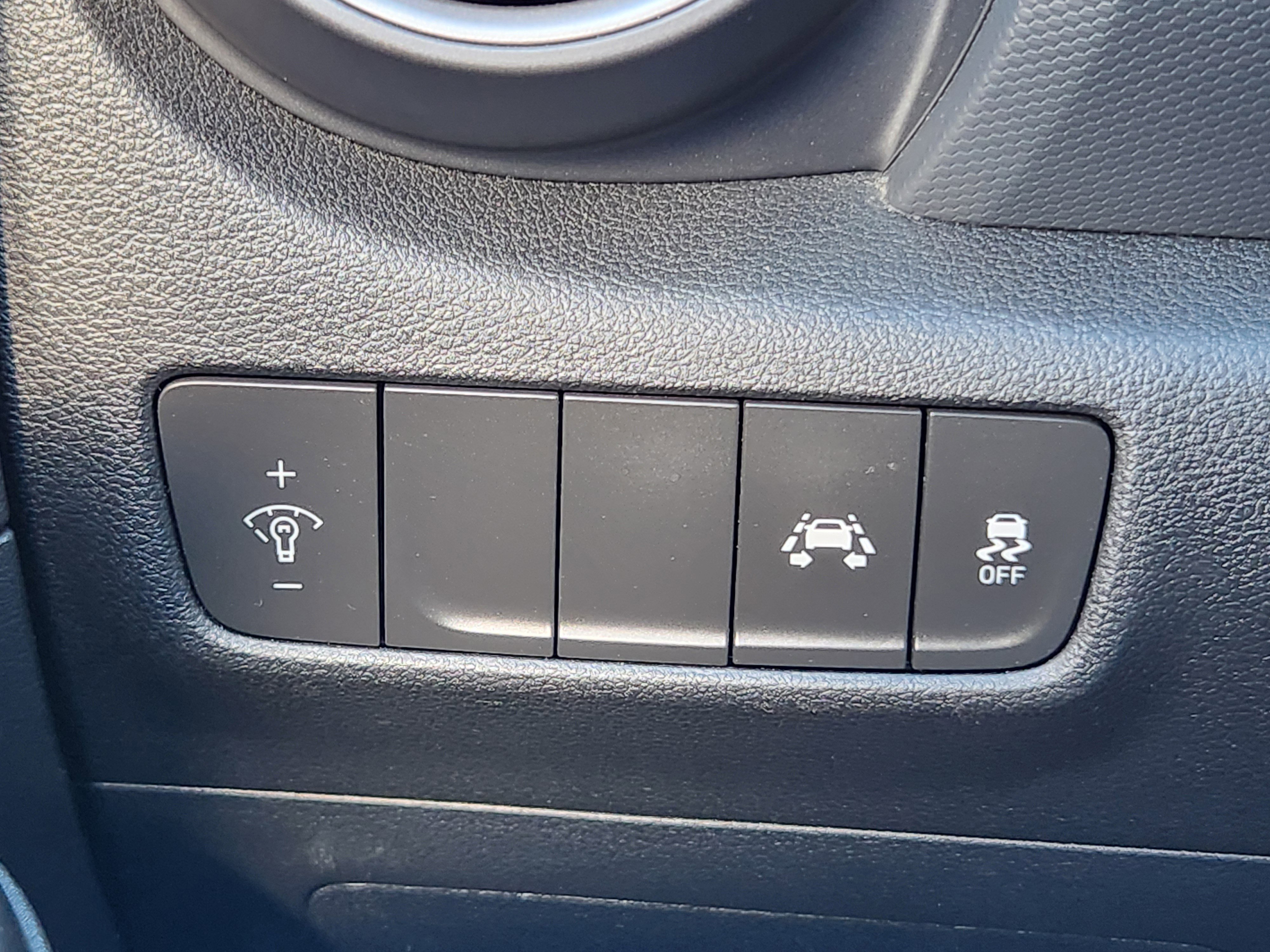 Used 2019 Hyundai Kona SE image 31