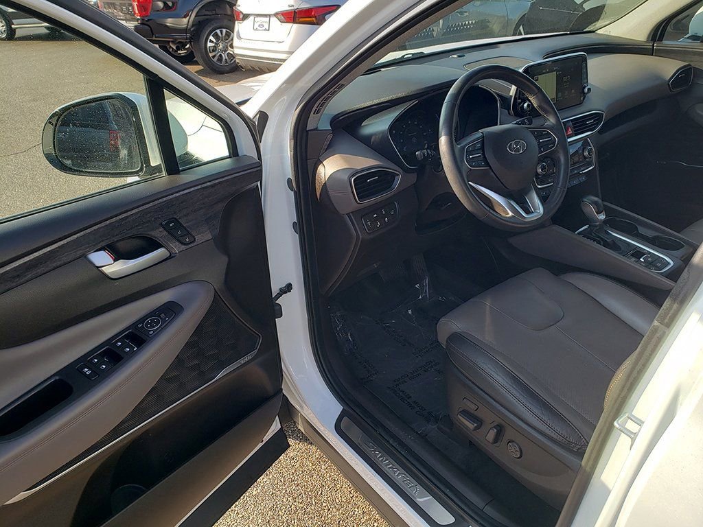 Used 2019 Hyundai Santa Fe AWD image 9