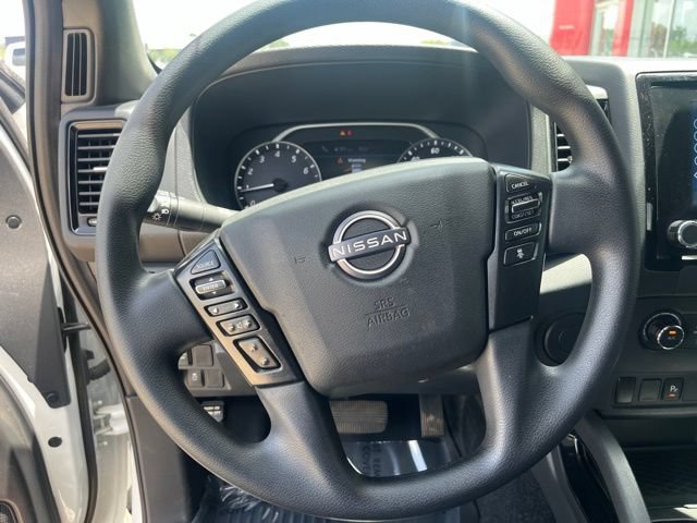 Used 2023 Nissan Frontier SV w/ Midnight Edition Package RWD image 13