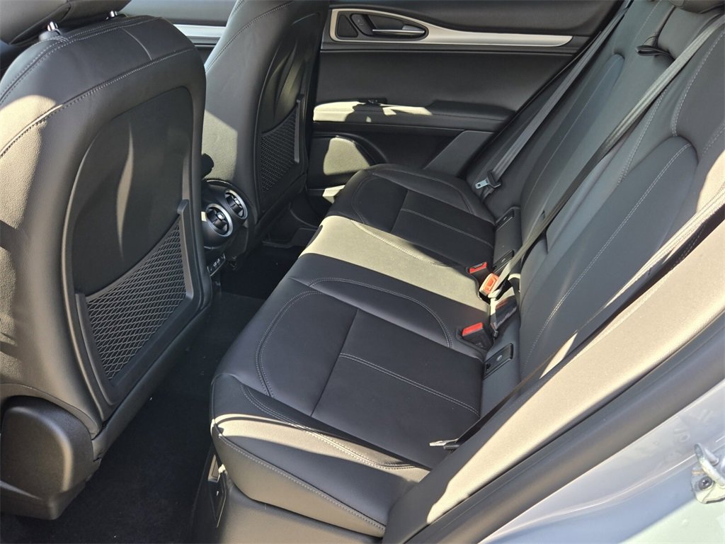 New 2026 Alfa Romeo Stelvio Sprint w/ Convenience Package image 7