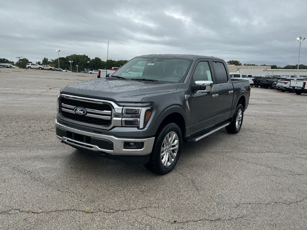 New 2026 Ford F150 Lariat w/ Equipment Group 501A Mid