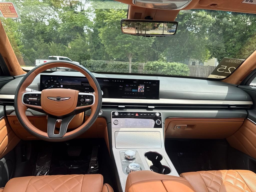 Certified 2025 Genesis GV80 3.5T Prestige AWD/4WD image 30