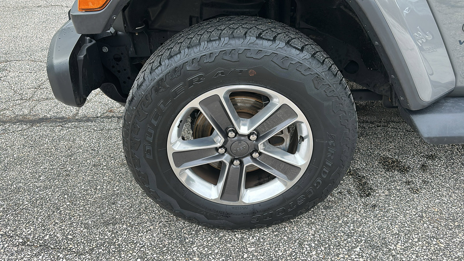 Used 2020 Jeep Wrangler Unlimited Sahara w/ Cold Weather Group image 9