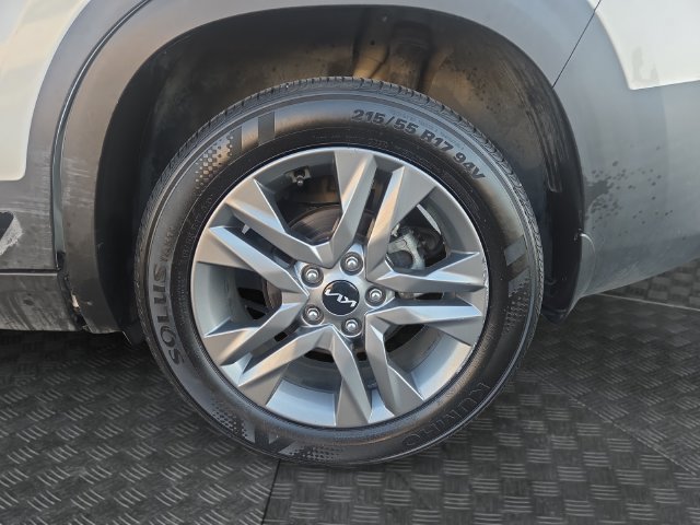 Used 2023 Kia Seltos S w/ Navigation Package FWD image 34