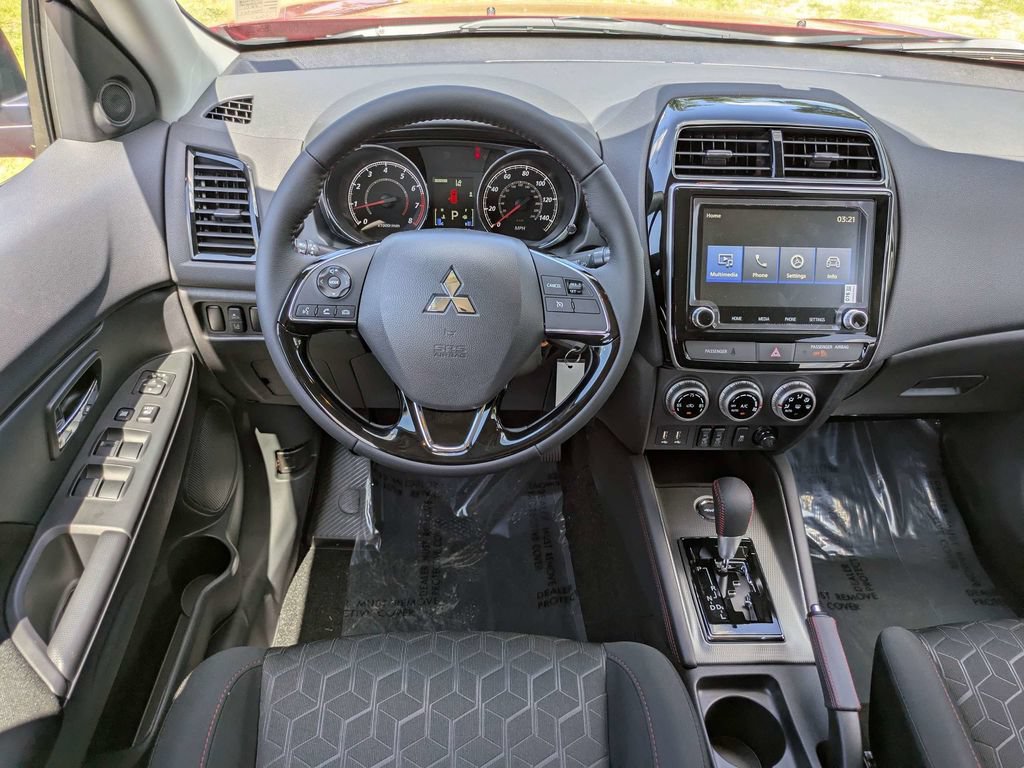 New 2026 Mitsubishi Outlander Sport LE AWD/4WD image 17