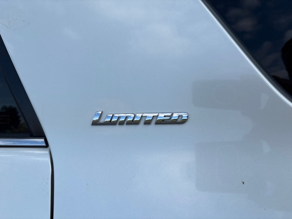 Used 2019 Toyota 4Runner Limited RWD image 33