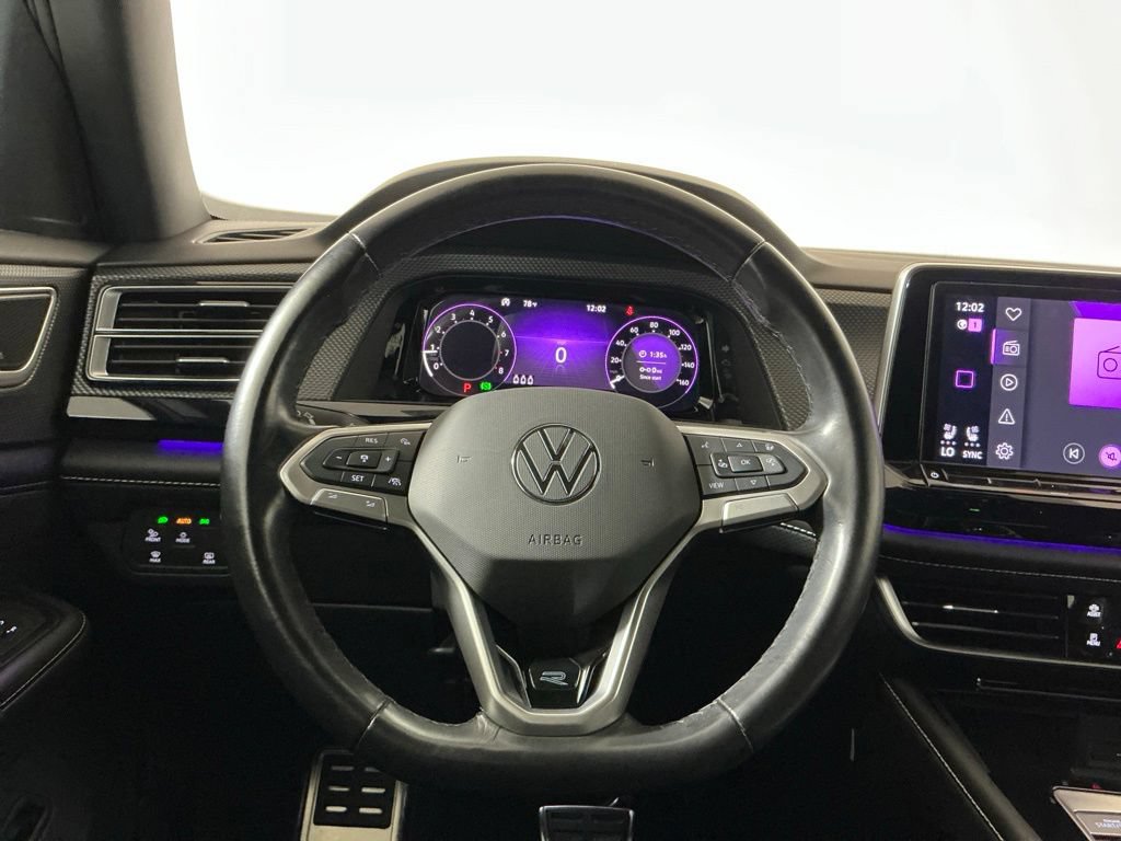 Used 2024 Volkswagen Atlas Cross Sport SEL Premium R-Line AWD/4WD image 16