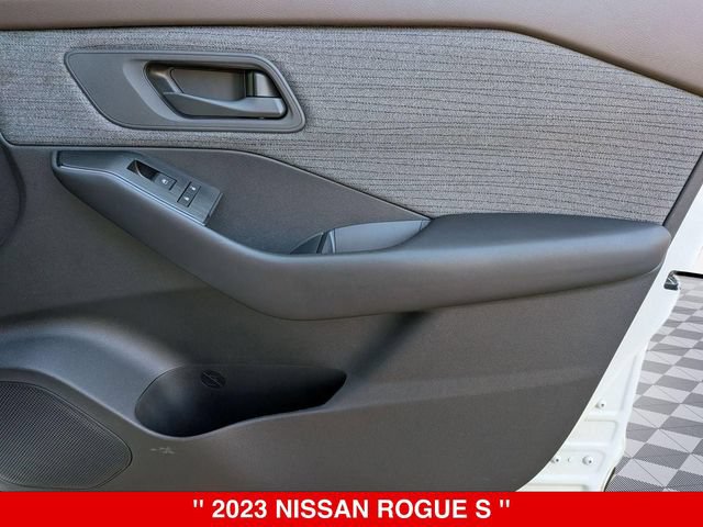 Used 2023 Nissan Rogue S AWD/4WD image 35