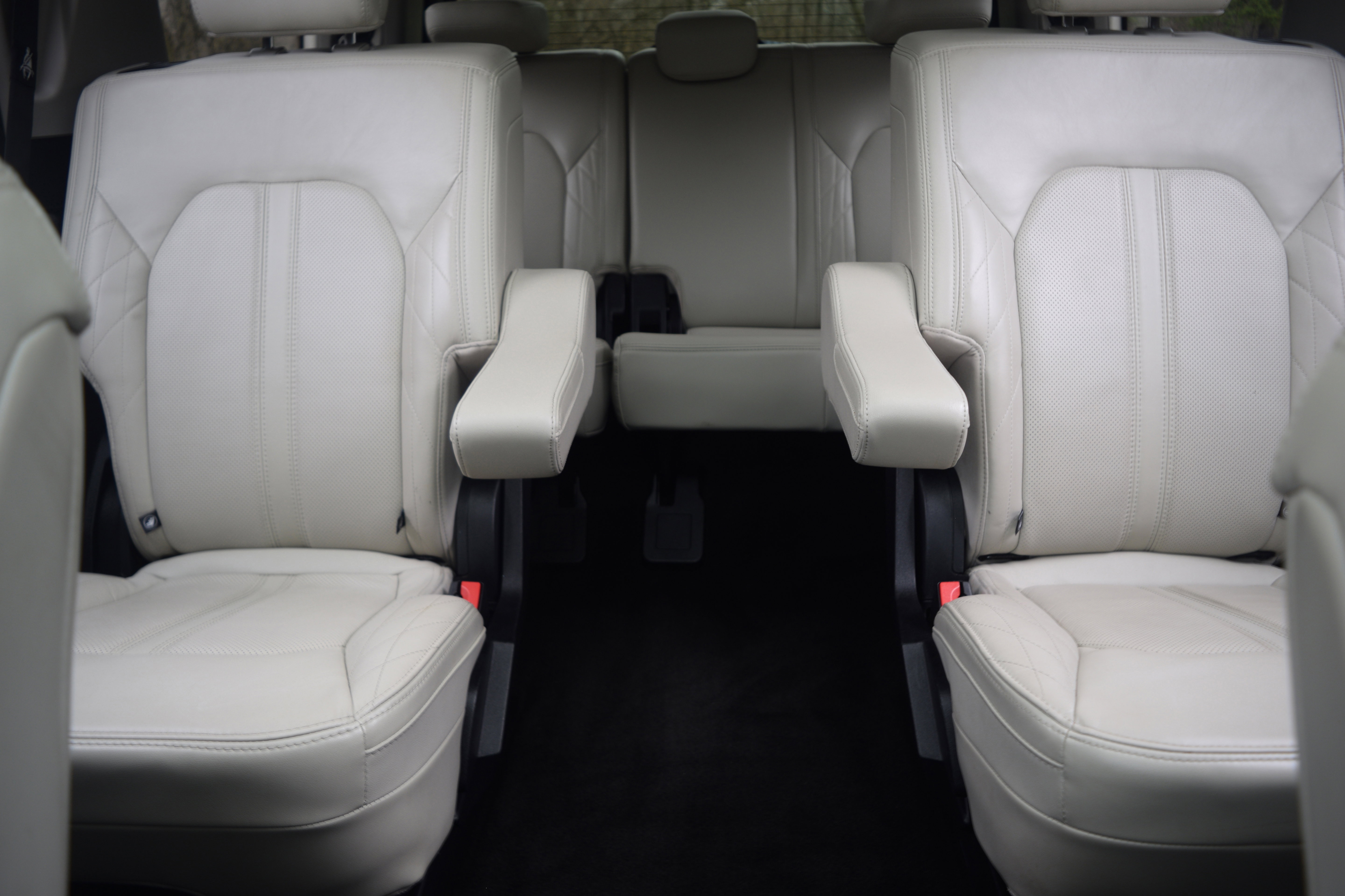 Used 2019 Ford Expedition Platinum image 15