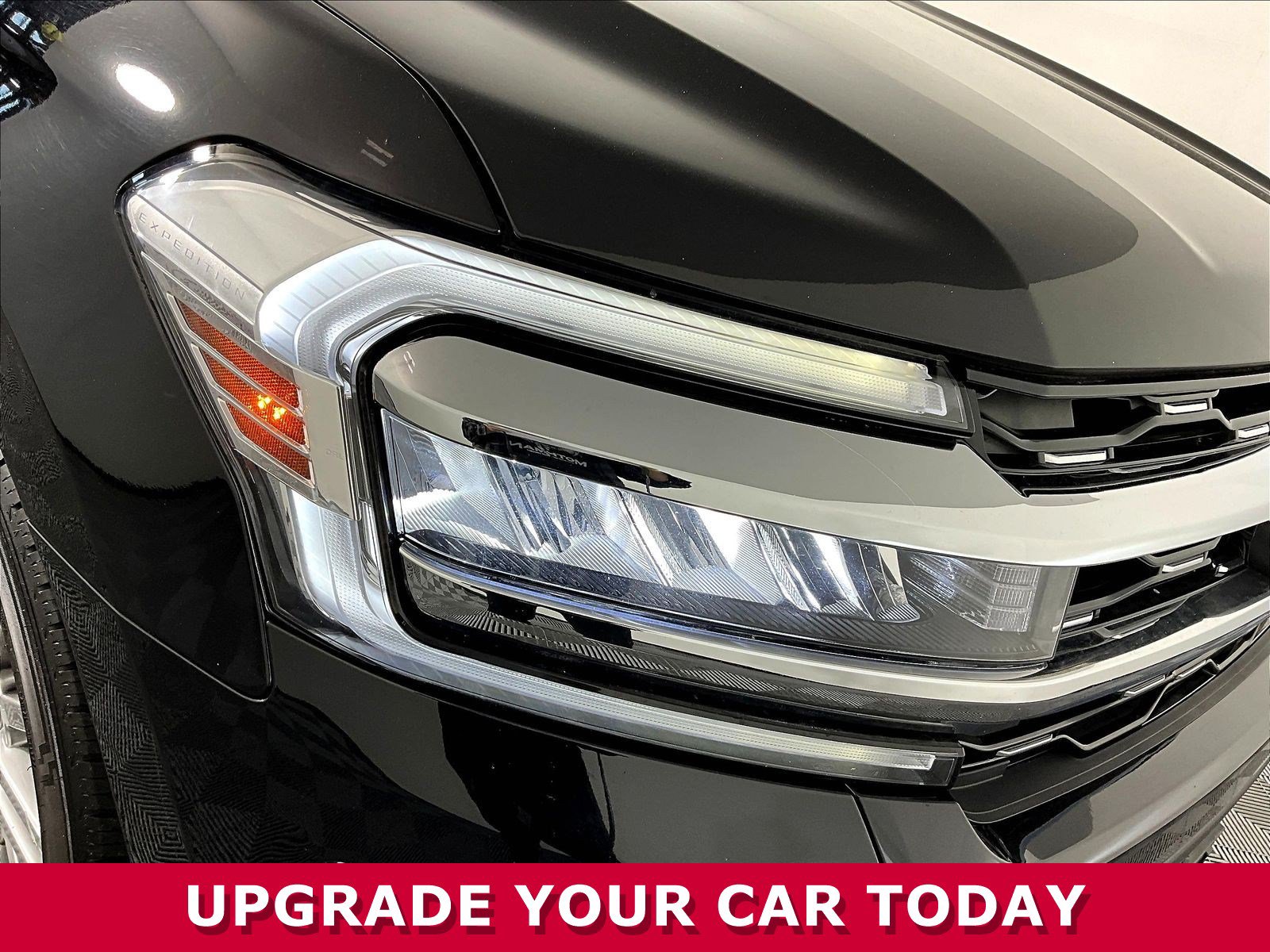 Used 2024 Ford Expedition Limited AWD/4WD image 32