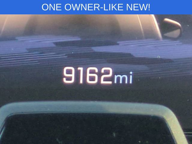 Used 2025 Chevrolet Traverse RS image 14