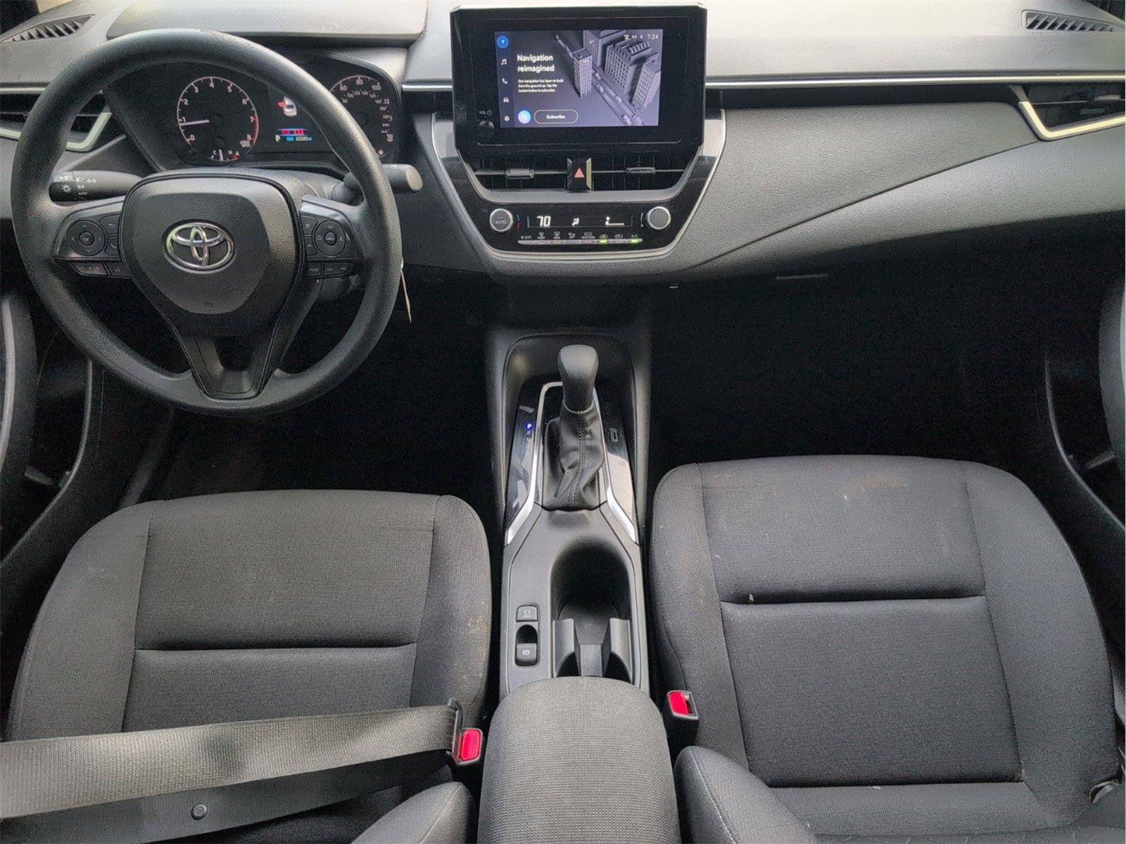 Used 2024 Toyota Corolla LE image 28