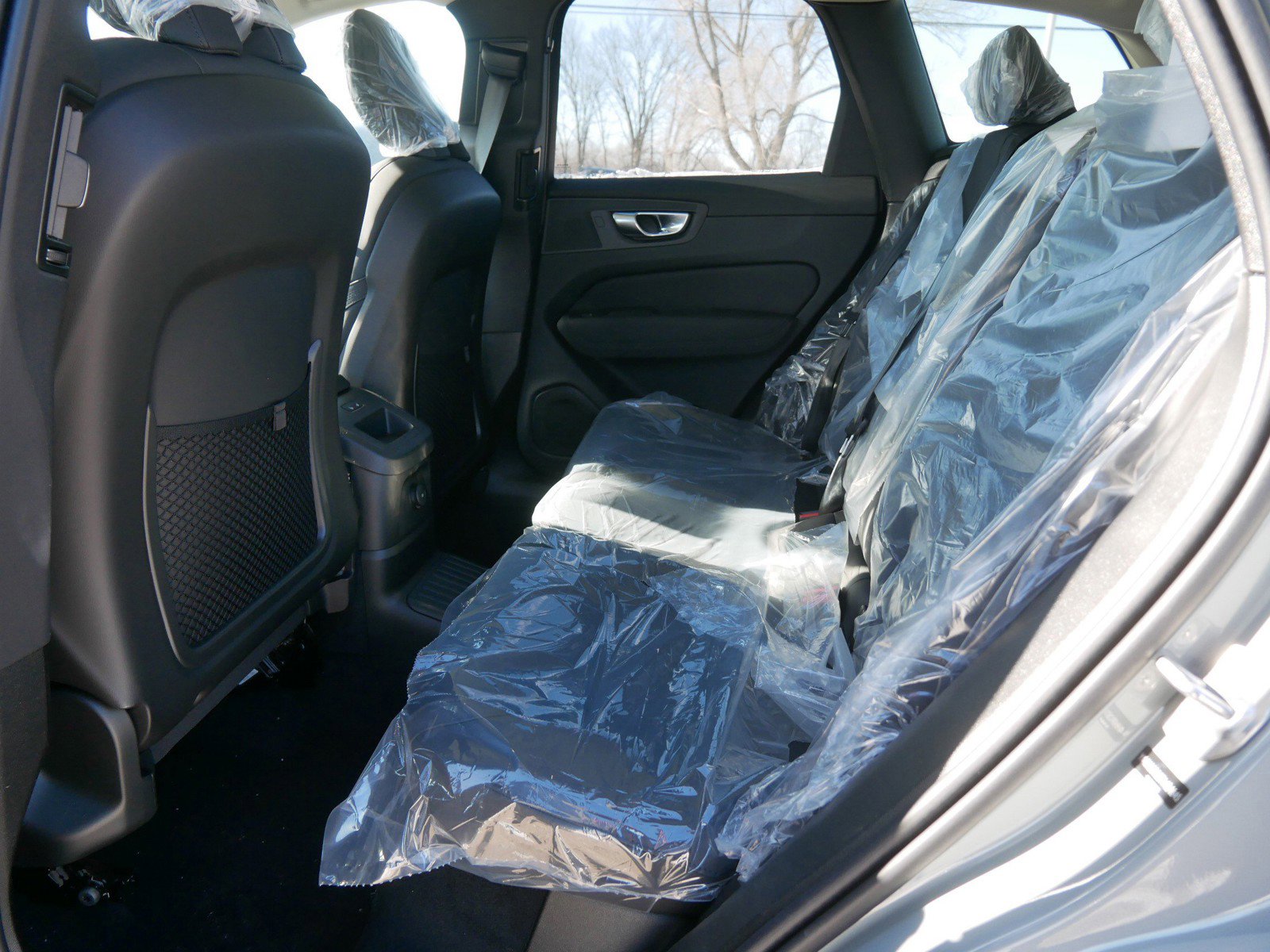 New 2026 Volvo XC60 T8 Plus w/ Protection Package Premier image 6