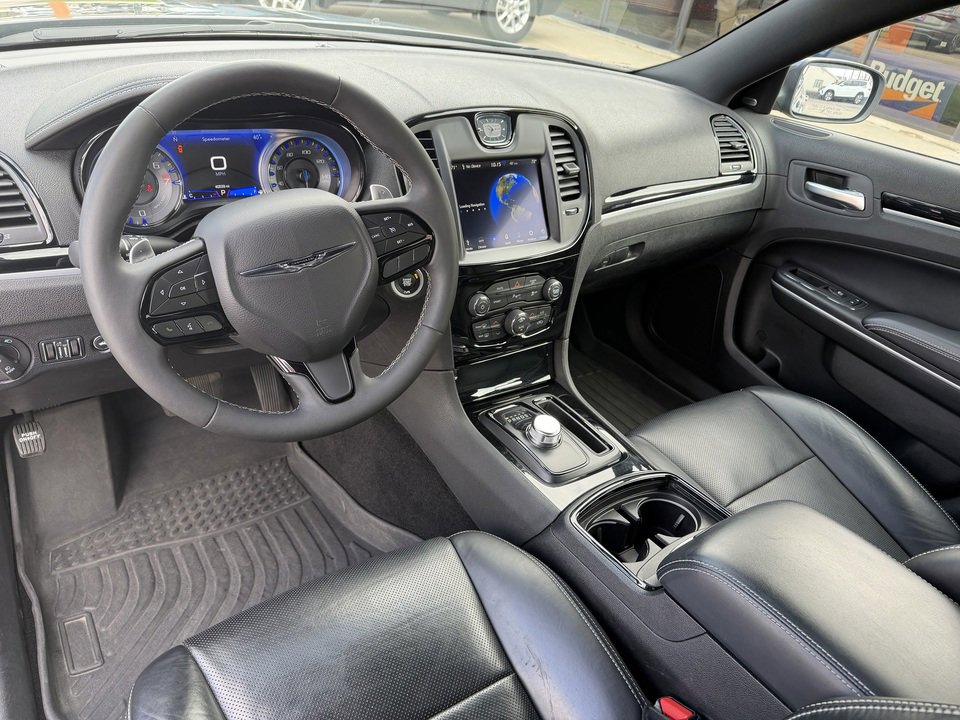 Used 2023 Chrysler 300 S w/ Comfort Group image 11