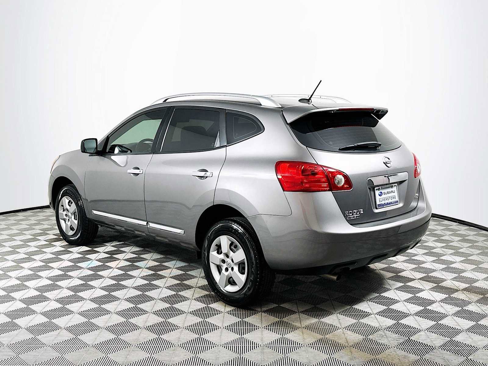 Used 2015 Nissan Rogue S w/ Convenience Package FWD image 5