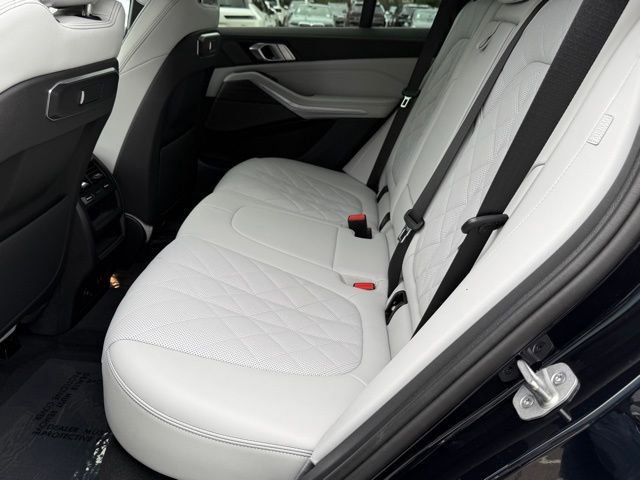 Certified 2024 BMW X5 xDrive50e w/ M Sport Package AWD/4WD image 32