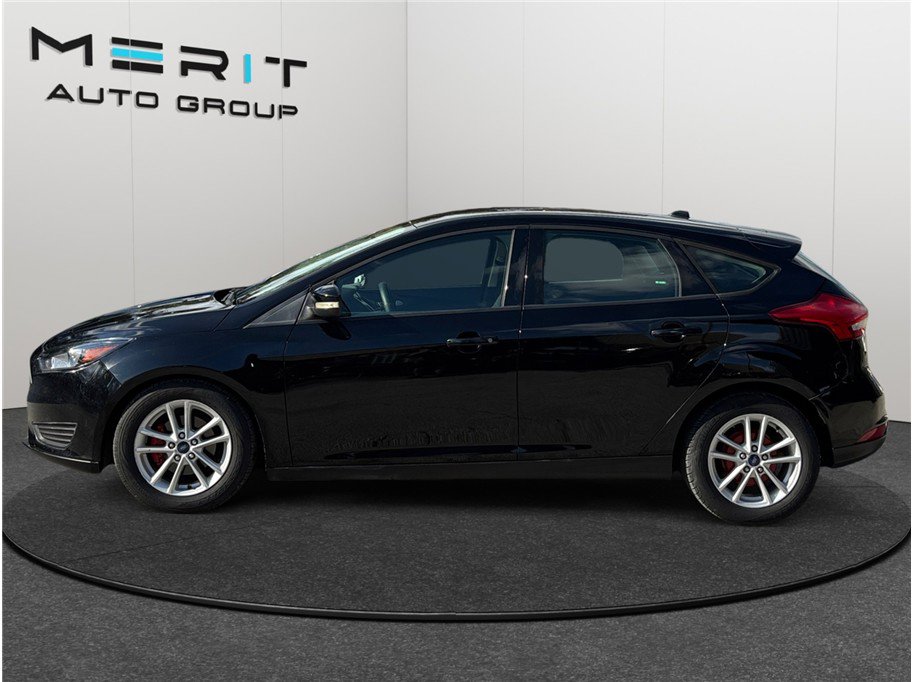 Used 2017 Ford Focus SE image 5