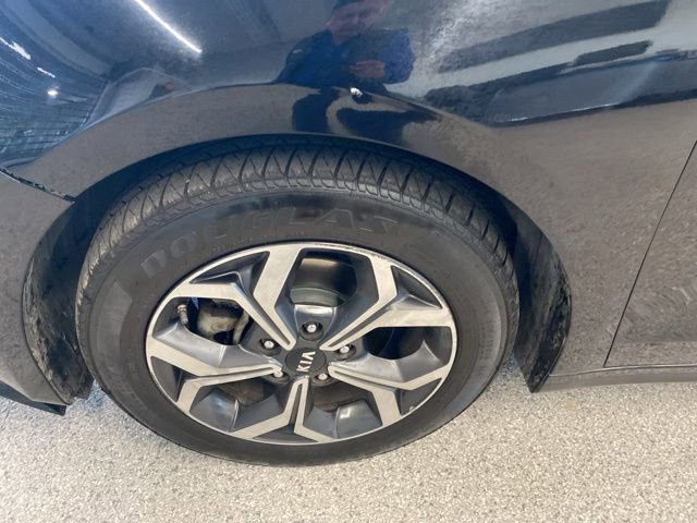 Used 2019 Kia Forte LXS image 8