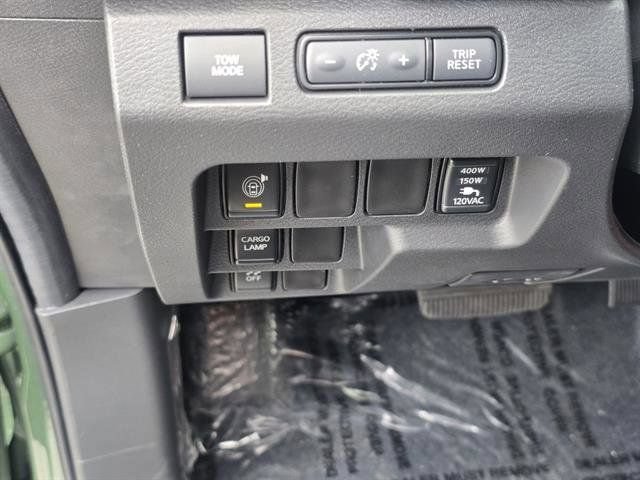 Used 2025 Nissan Frontier Pro-X w/ Pro Premium Package RWD image 22
