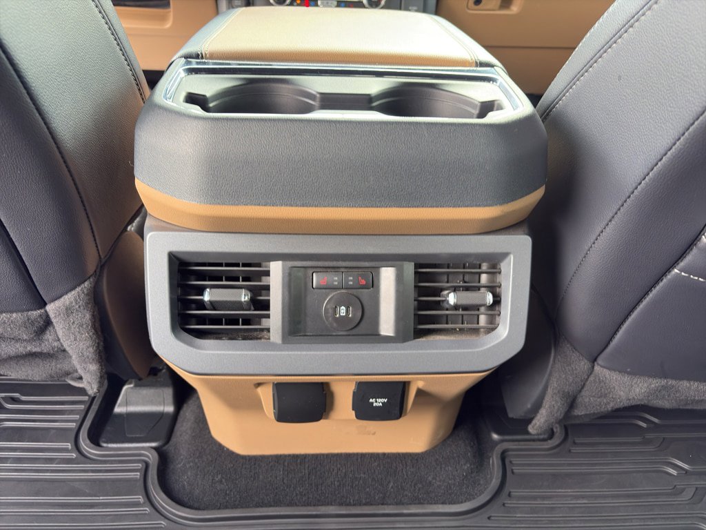 Used 2024 Ford F350 Lariat AWD/4WD image 25