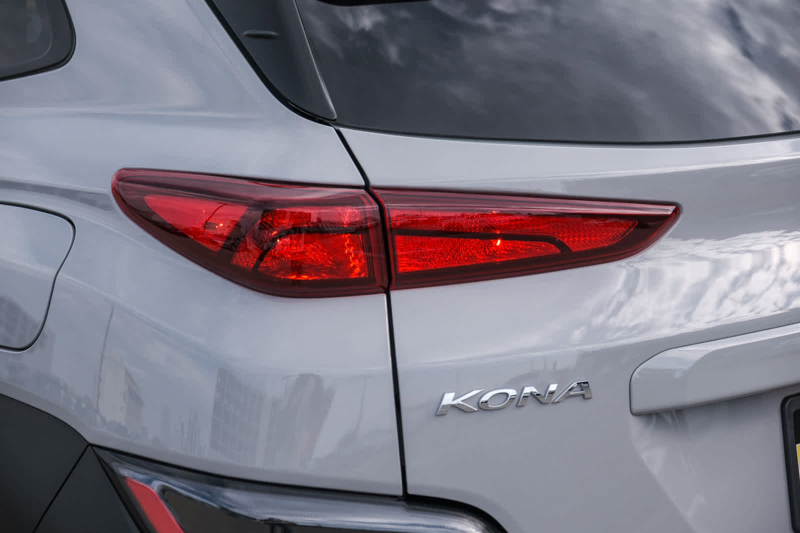 Used 2023 Hyundai Kona SEL w/ Convenience Package FWD image 7