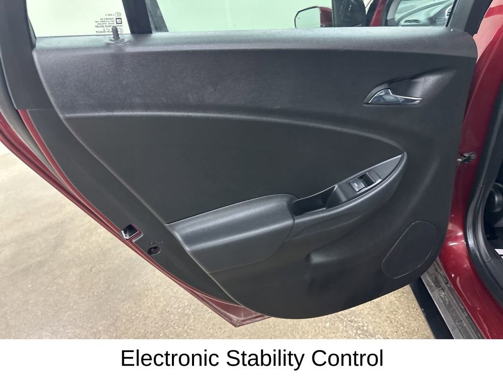 Used 2017 Chevrolet Volt Premier w/ Driver Confidence II Package FWD image 29