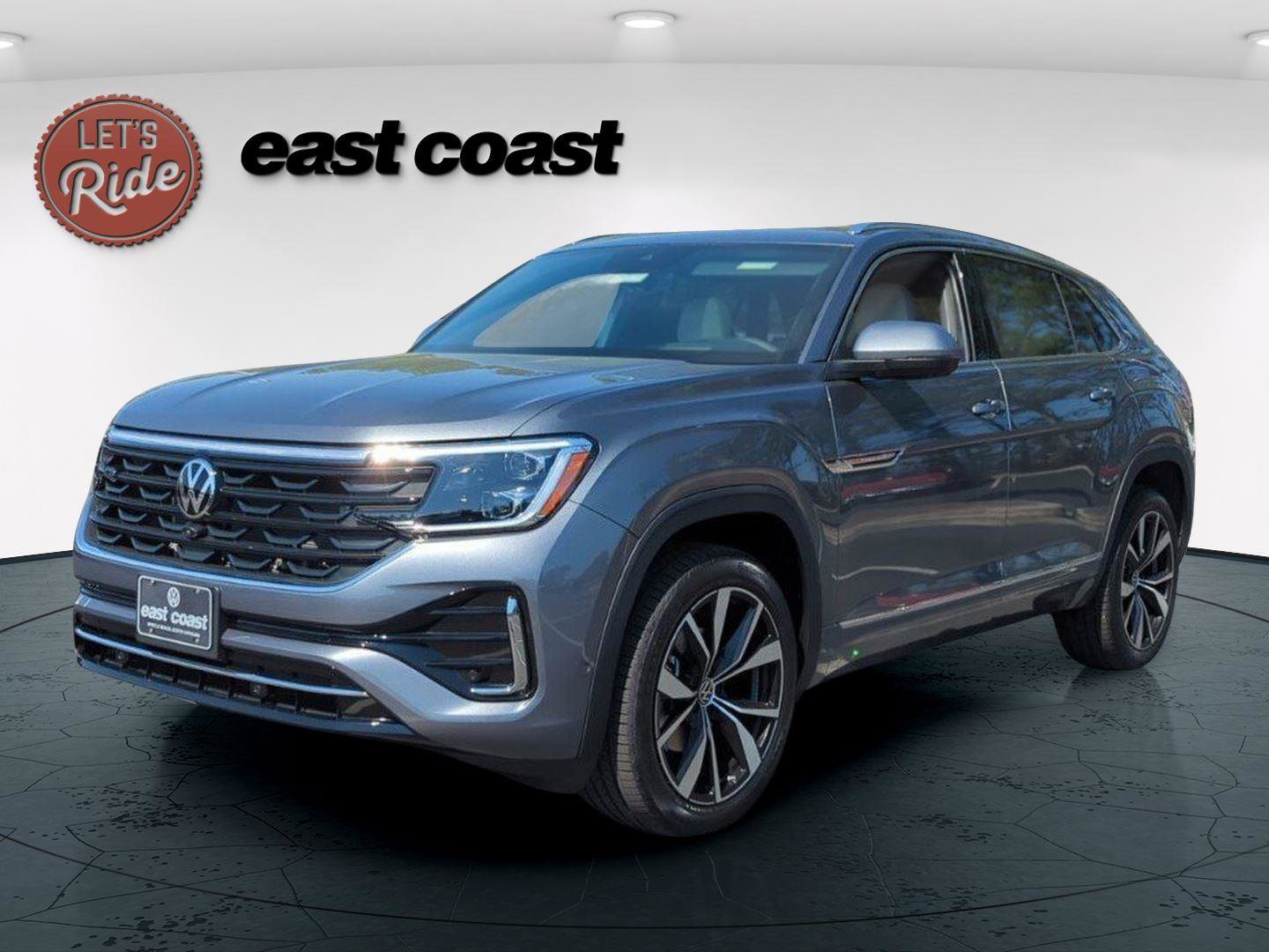 New 2025 Volkswagen Atlas Cross Sport SEL Premium R-Line