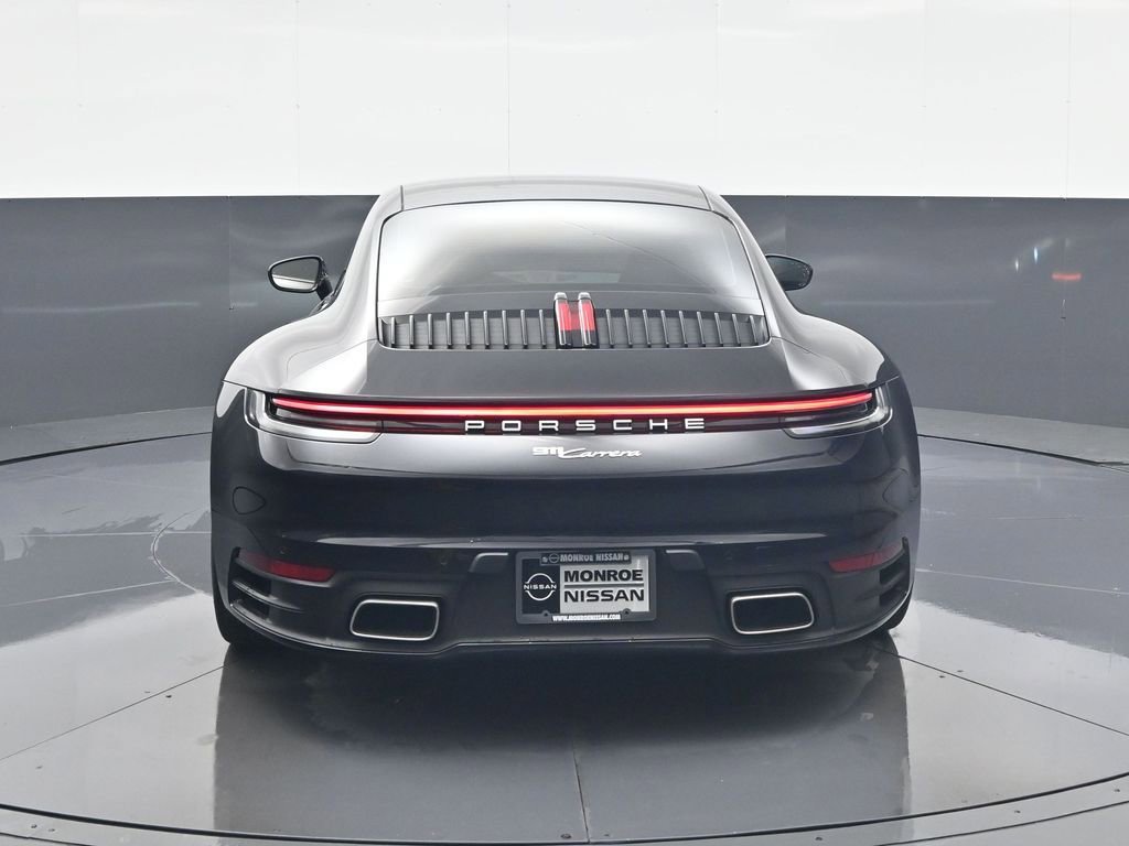 Used 2024 Porsche 911 Carrera 4 image 4