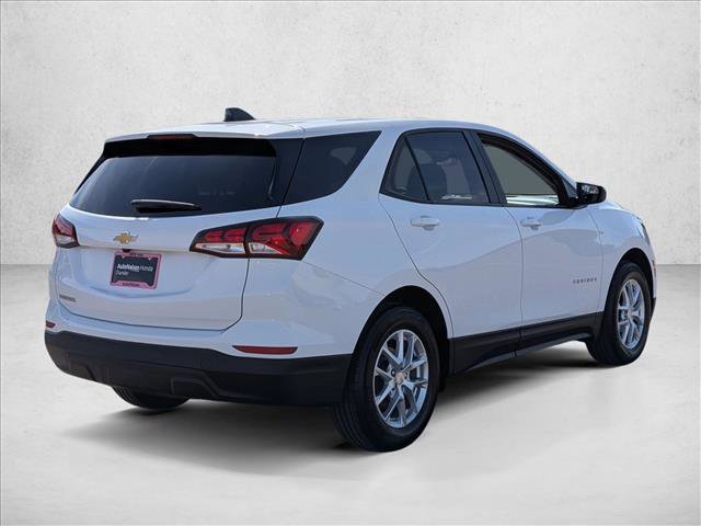 Used 2024 Chevrolet Equinox LS w/ LS Convenience Package FWD image 5