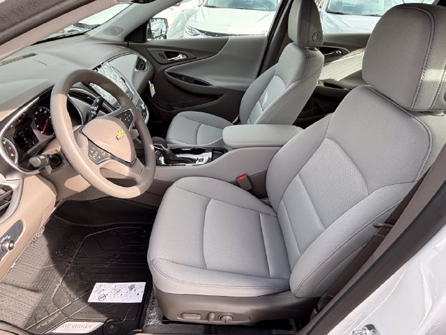 New 2025 Chevrolet Malibu LS w/ Driver Confidence Package FWD image 3
