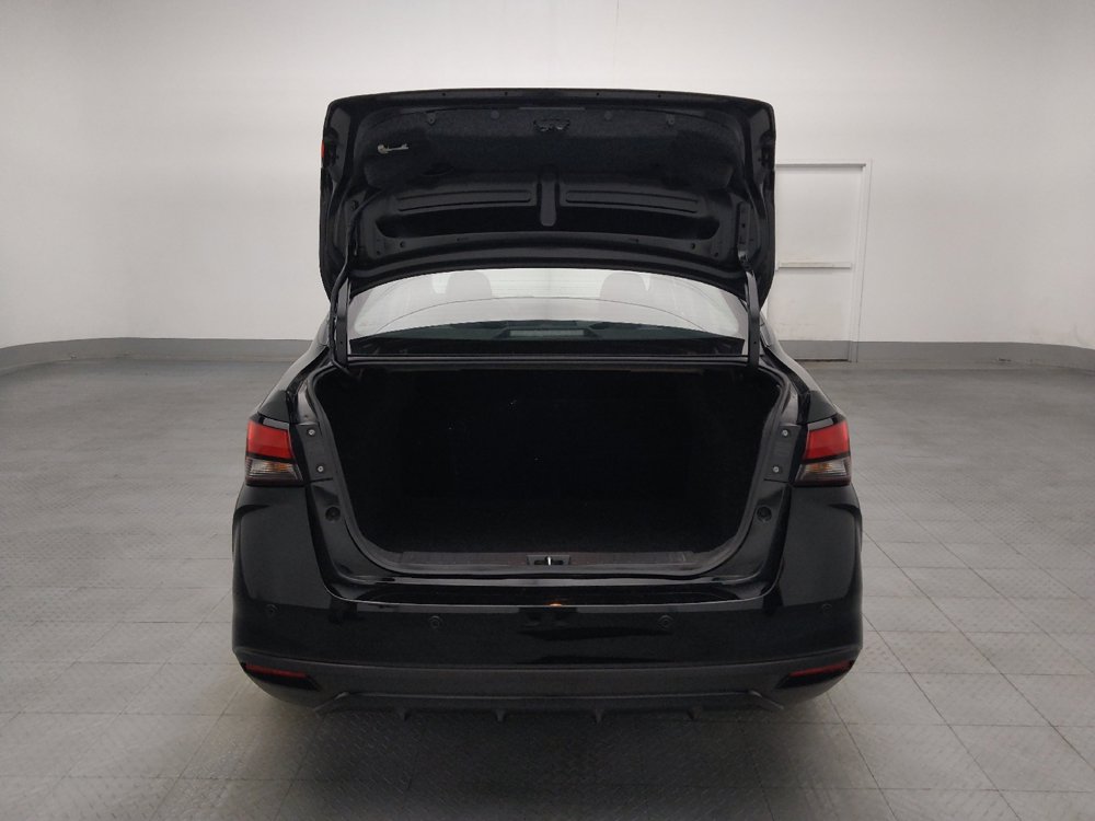 Used 2025 Nissan Versa S FWD image 29