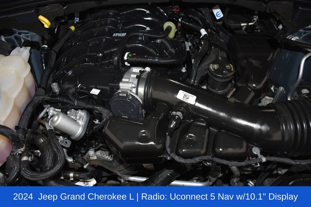 Used 2024 Jeep Grand Cherokee L Limited w/ Luxury Tech Group II image 7