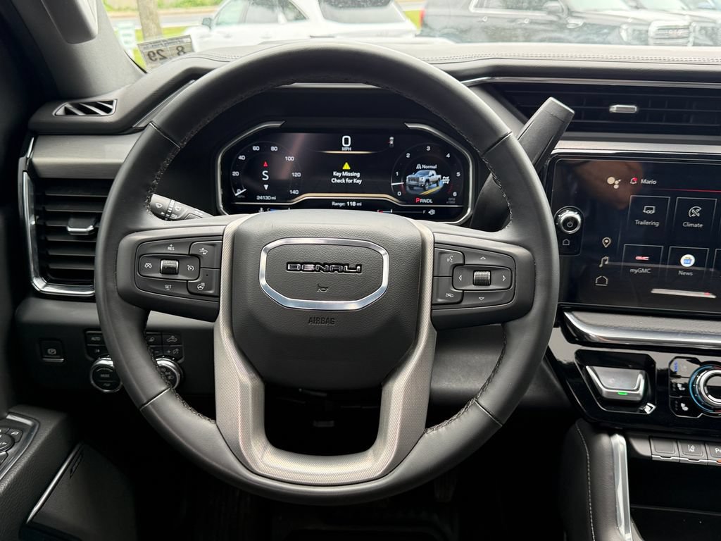 Used 2024 GMC Sierra 3500 Denali w/ Denali Reserve Package AWD/4WD image 15