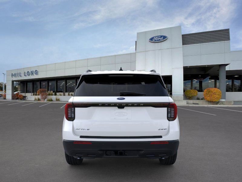 New 2026 Ford Explorer Active image 5