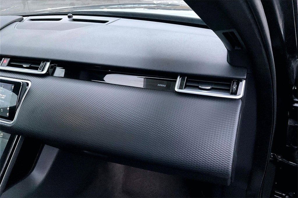 Used 2021 Land Rover Range Rover Velar R-Dynamic S image 28