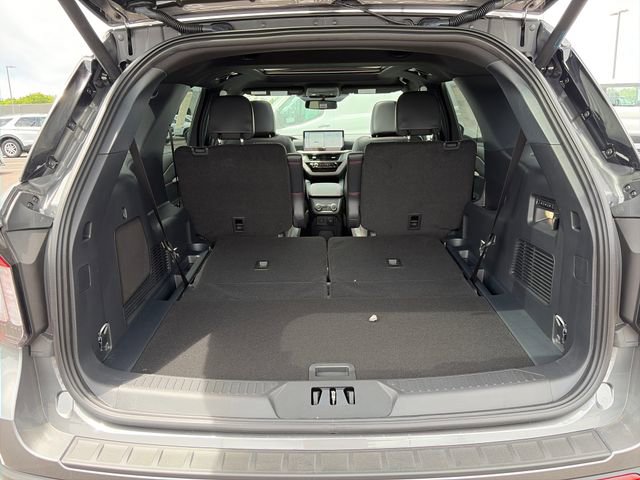 New 2026 Ford Explorer ST AWD/4WD image 8