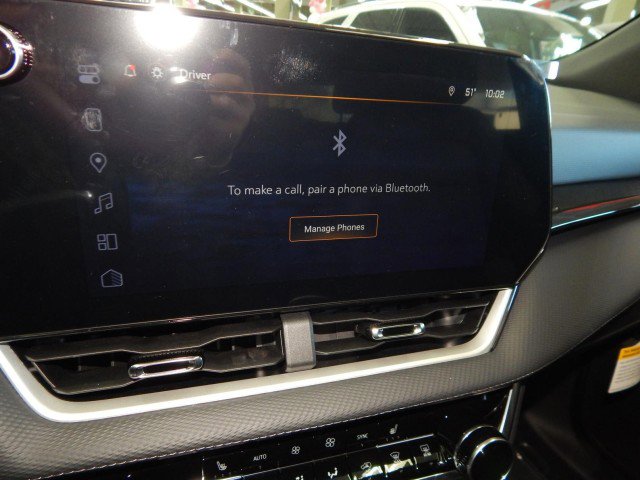 Used 2026 Chevrolet Equinox LT w/ Convenience Package II image 28