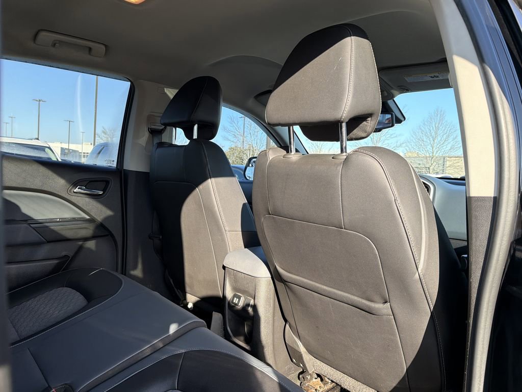 Used 2015 Chevrolet Colorado Z71 image 16