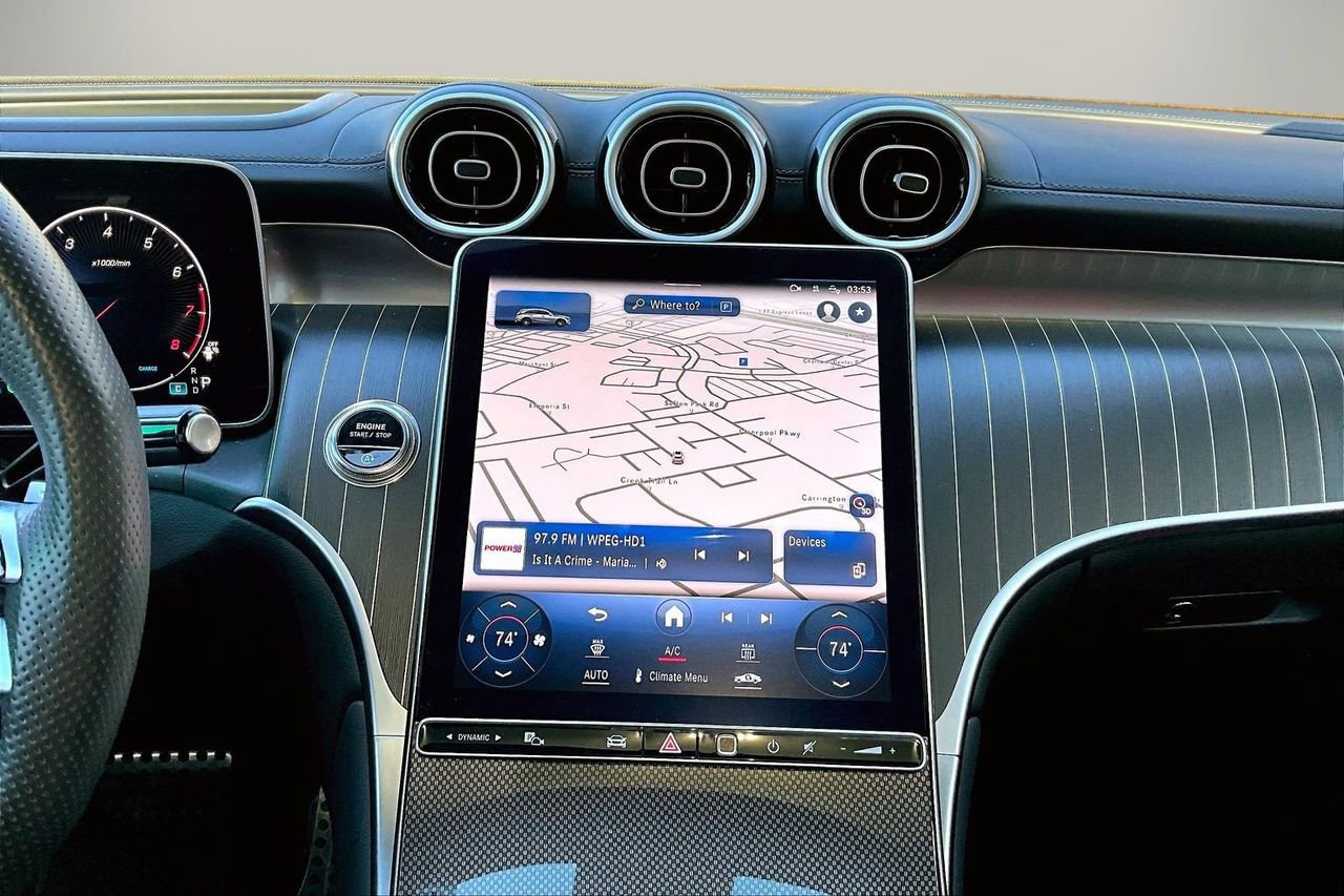 Used 2023 Mercedes-Benz GLC 300 image 12