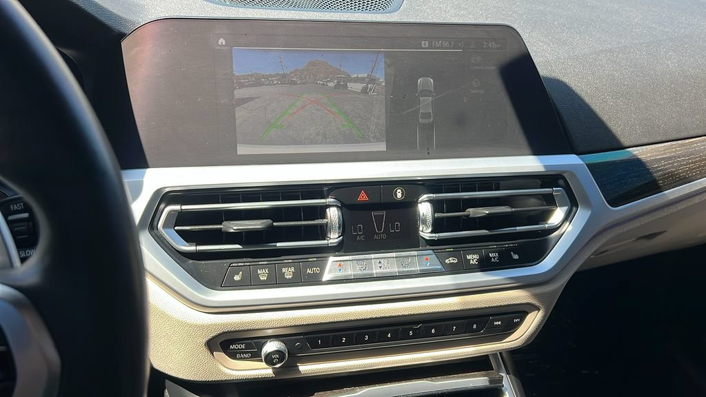 Used 2020 BMW 330i Sedan w/ Premium Package RWD image 18
