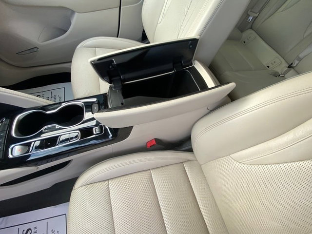 Used 2022 Buick Envision Essence w/ Technology Package I image 7